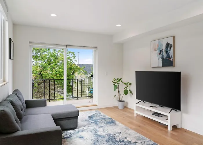 Modern Two Story Townhouse Near Light Rail